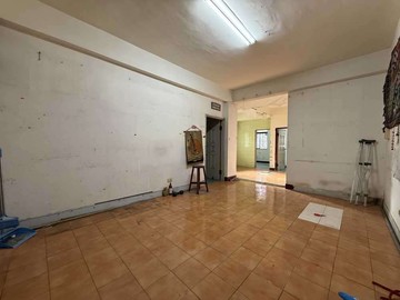 近巨蛋/生態園區雙商圈低總價公寓｜高雄市左營區文萊路