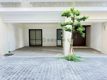 霸氣大面寬三車電梯墅｜五星級主臥｜近中投國三｜台中市霧峰區丁台路