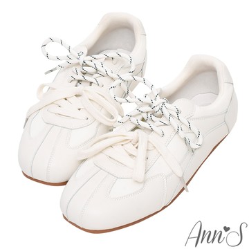 Ann’S漫步韓系感-雙層鞋帶超柔軟德訓鞋平底休閒鞋0.5cm-米白