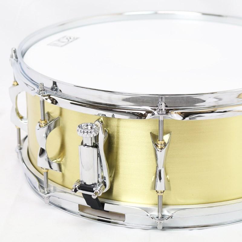 INDe Kalamazoo Brushed Lacquered Brass Limited Edition x 5.5