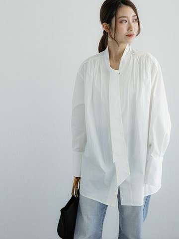 時髦垂墜感V字領結設計襯衫(FC41L0A1380) - Te chichi