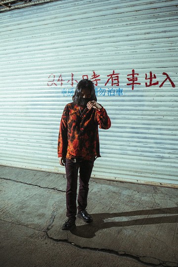 破洞圓領衛衣 100%棉