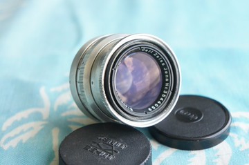 卡爾蔡司耶拿 BIOTAR 58mm f/2 鏡頭 紅色 T 17 片