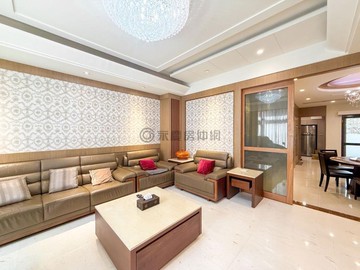 義大大昌醫院旁歐式莊園社區質感電梯雙車墅｜高雄市三民區大昌一路