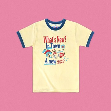 SUPERDADDY | What's New In Town T-shirt 黃色款，可愛登場