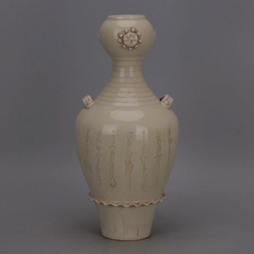 宋 定窯鼓釘雙系跳刀紋暗刻白釉雙耳瓶 仿古舊貨出土瓷器收藏擺件