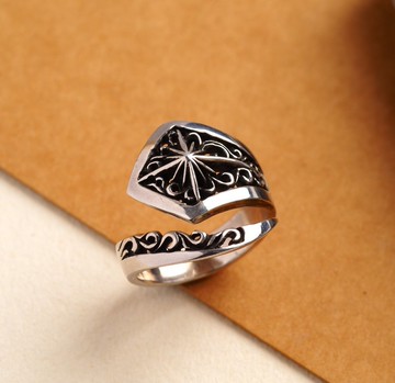 +星辰流雲+ 925純銀飾 十字流星唐草紋個性寬版可調開口造型戒