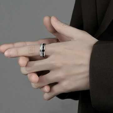 免運🔥羅馬數字戒指男女旋轉時尚轉動輕奢男士個性霸氣指環食指不掉色男款戒指 指環 單身戒指 男生禮物 對戒 鈦鋼戒指
