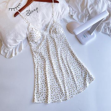 2022新款性感睡衣女夏季冰絲帶胸墊吊帶連衣裙睡裙薄款圓點家居服