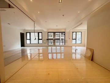 社區最便宜!鉅虹曙光之旅2朝南大三房平車~可隔回｜台中市太平區育賢路