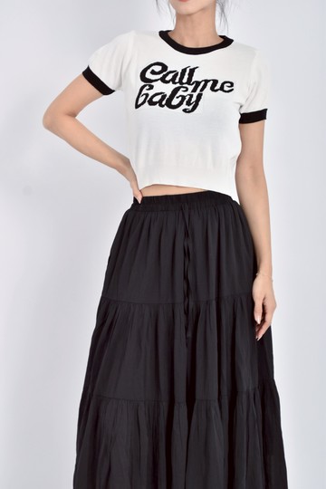 (S) 針織滾邊字母白色短袖上衣