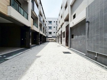 全新完工▪金鑽美墅▪優質住宅圈｜台中市梧棲區忠孝街