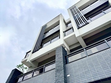 Q妮沙鹿全新臨路邊間綠活雙車透天｜台中市沙鹿區保成一街