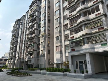 潭子❤️潭子英郡歐洲林園3房⏩店長推薦!!出價談｜台中市潭子區福潭路