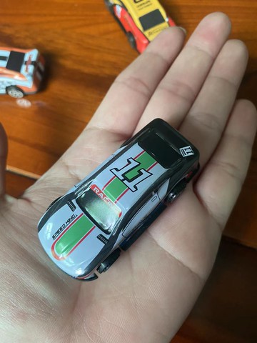兒童趣味迷你滑行小車男孩女孩益智模型玩具車隊耐摔合金鐵皮跑車