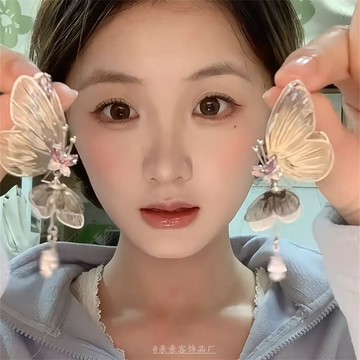限時特賣🔥 【輕盈靈動】好僊!!清冷紫色鋯石蝴蝶耳釘女鏤空輕奢高級冷淡精緻耳飾新款
