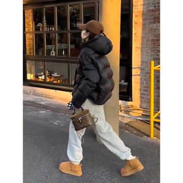 (免運)黑色短款加厚冬季連帽外套羽絨服