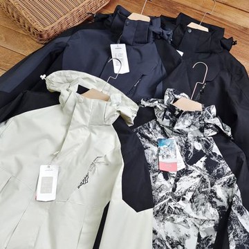 運動戶外裝 春季新款山系男士登山服防風防水沖鋒衣連帽夾克外套