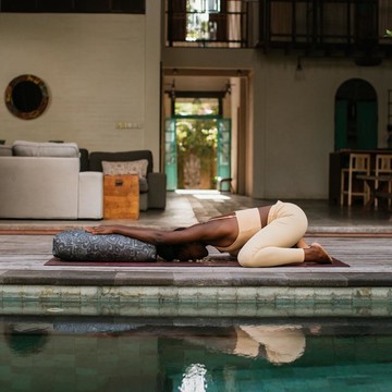 【新年特惠開跑】Yoga Bolsters 瑜珈枕 - Mandala Charcoal