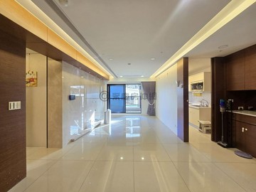 福懋建設|鄰近亞灣|漢神商圈採光三房精裝美屋｜高雄市苓雅區興中二路