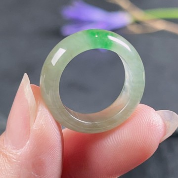 冰飄陽綠翡翠戒指戒圈 | 國際10圍 | 天然緬甸玉翡翠A貨 | 送禮