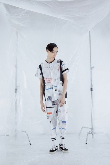 斜剪接短袖襯衫 - 失溫