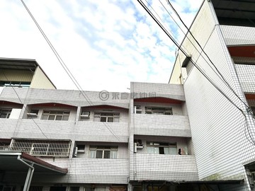 近竹山交流道都內欠修理大地坪透天｜南投縣竹山鎮集山路二段