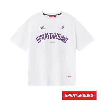 SPRAYGROUND-美國職籃聯盟暴龍隊街頭印花上衣-白色