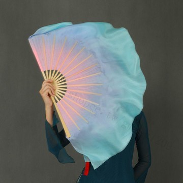 【夢幻粉紫藍色】古典舞扇 膠州秧歌綢扇 中國舞跳舞扇子 折柳扇 舞蹈折扇 媽祖扇子 古典舞蹈服配件 表演扇 綢緞扇