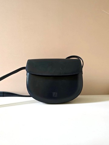 絕版中古 Loewe博物館半月包 側背包 斜背包 皮革包 單肩包 二手