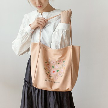 E.City_大容量圖騰花朵帆布提袋