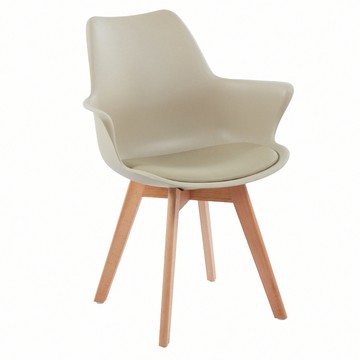 E-home Huggie哈吉簡約軟墊扶手PP櫸木腳餐椅-四色可選奶茶色