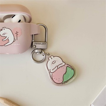 醜白兔懷抱甜桃鑰匙圈