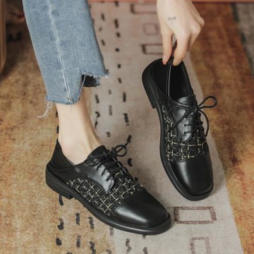 英倫風小皮鞋女軟皮2022春秋新款系帶粗跟小香風33-43大小碼單鞋