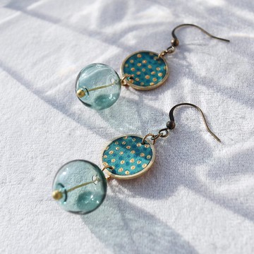 23:30PM想像自己在夜中發光/湖水光 -皮革耳環/黃銅耳環/耳針耳夾