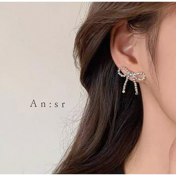 An:Sr—「珠珠蝴蝶結 耳飾」韓系 可愛 耳針 蝴蝶結 珠珠 耳飾 飾品」A0012