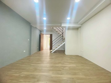 美術館X勤美審計新村旁【美車庫透天】專任｜台中市西區昇平街