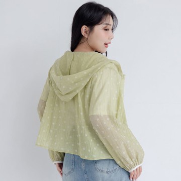 可愛皺皺小花排釦連帽外套 中大尺碼外套