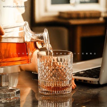 新款威士忌酒杯感洋酒杯套裝家用氛圍感喝酒水晶玻璃啤酒杯子