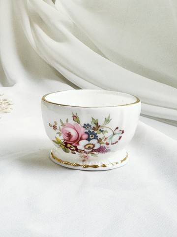 【好日戀物】 英國復古皇家金邊精緻花卉骨瓷配件盒