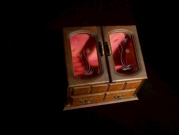 【老時光 OLD-TIME】早期台灣製雕刻玻璃珠寶櫃