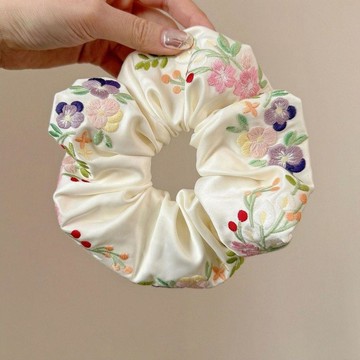 法式田園刺繡大腸髮圈 重工花卉髮圈 彈力髮繩 文藝甜美氣質 高級感 女