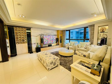 大千苑四房三衛雙車捷運裝潢宅｜新北市林口區文化三路一段