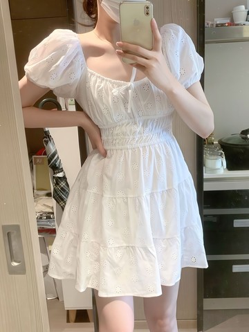 💕甜心大尺碼💕大尺碼洋装 胖mm法式甜美收腰顯瘦連衣裙夏季新款溫柔花朵刺繡泡泡袖短裙