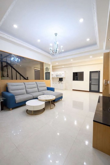 八卦寮門面首選｜面寬裝潢五房雙車墅｜高雄市仁武區名湖街