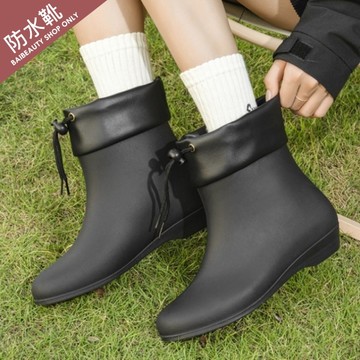 短靴．日系甜美繫帶抽繩低跟防水雨靴．白鳥麗子