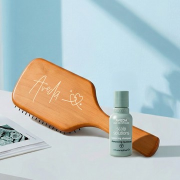 【肯夢AVEDA】㊗️Happy Birthday！專屬刻字木質髮梳｜LINE禮物獨家