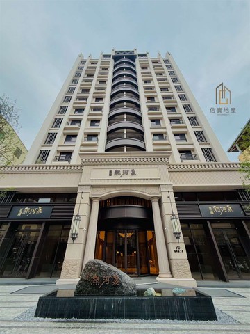 崇德捷運商圈邊間8米大面寬黃金樓店平車 ｜台中市北屯區熱河路二段