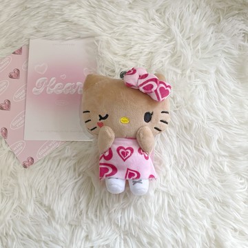 SANRIO HELLO KITTY 滿版愛心 吊飾 絨毛玩具 凱蒂貓 三麗鷗
