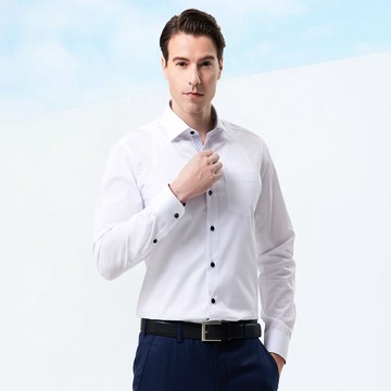 Pierre Cardin 男襯衫 進口素材修身版舒適抗皺棉混紡商務素色條紋長袖襯衫_白色(31952-90)